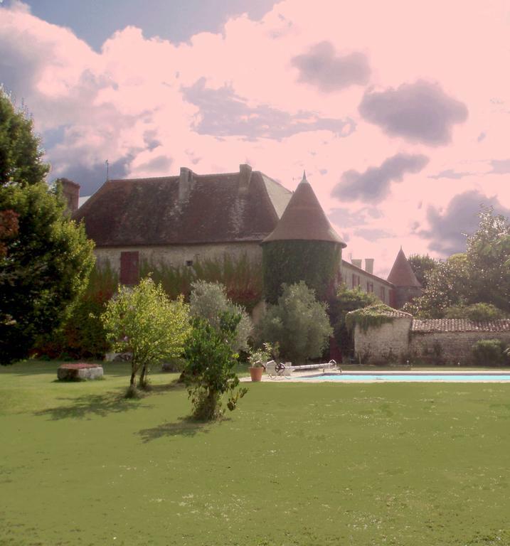 Chateau De Theon Hotel Cozes ภายนอก รูปภาพ